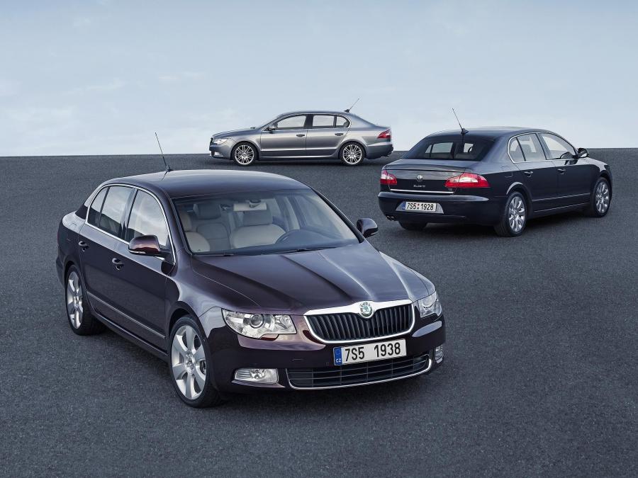  Skoda Superb Options 2009 года  (фото 1 из 4)